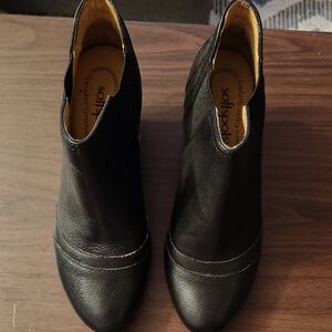 Elegant Black Ankle Booties